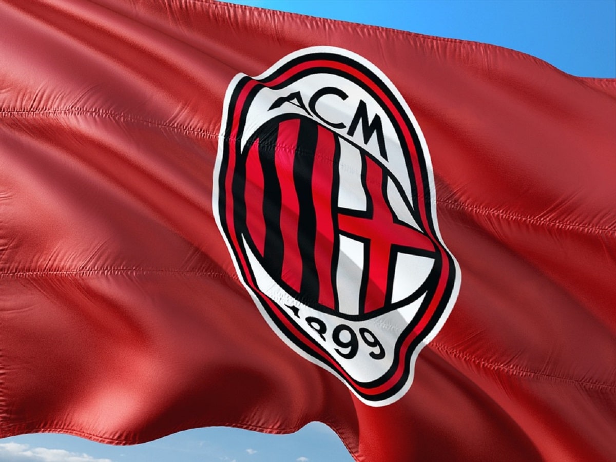 Storia del calciomercato Milan con Enzo Anghinelli - - WoW Trends